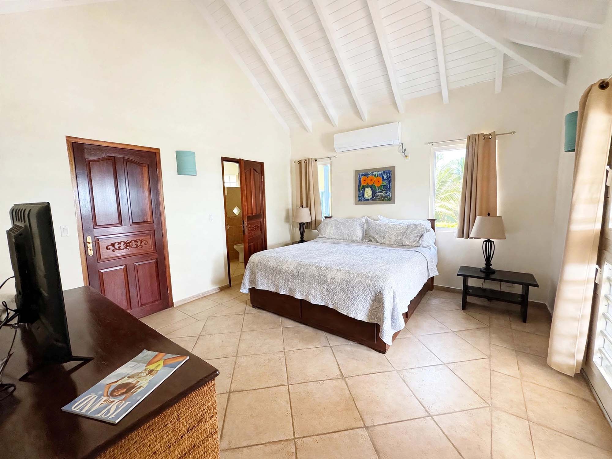villa-jade-bedroom-1-1